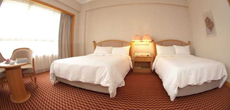 Parkcity Everly Hotel Miri Exteriör bild