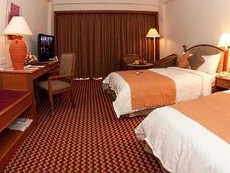 Parkcity Everly Hotel Miri Exteriör bild